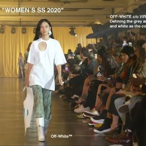 Off-White Cut Out Black Runway Tee Size XXS (oversized)